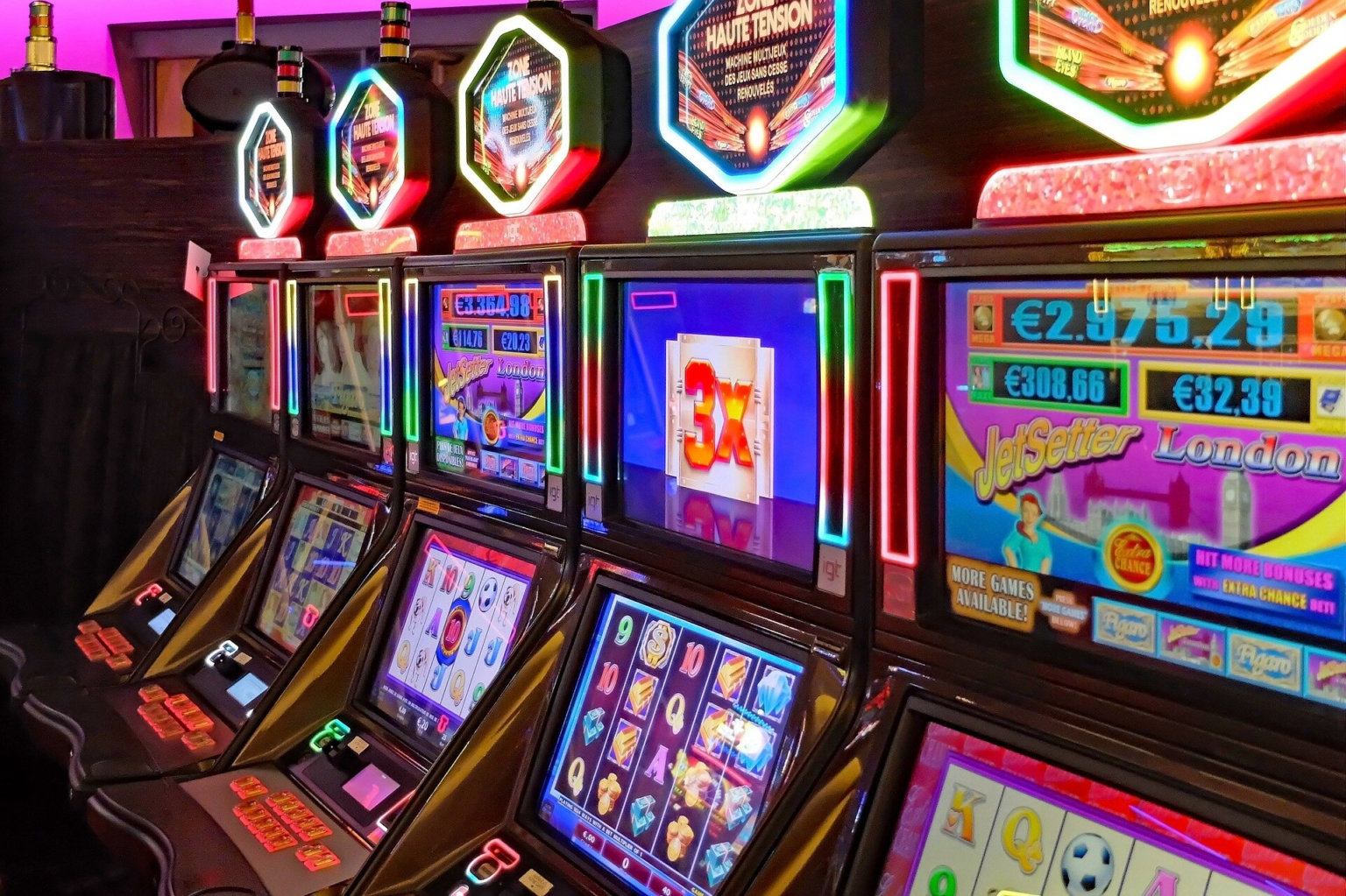 Best Basketball Betting Sites: Lines, Player Props, and Parlays